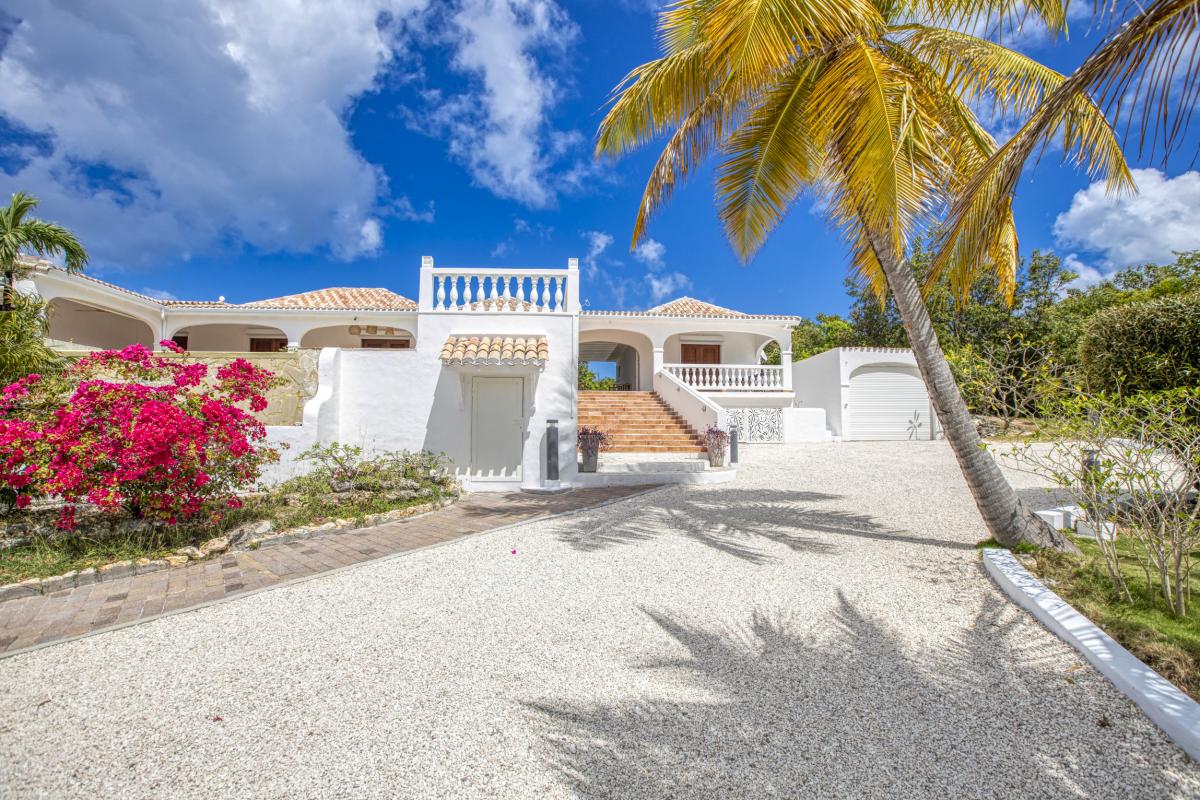 42 Location villa Terres Basses Saint Martin_allee villa
